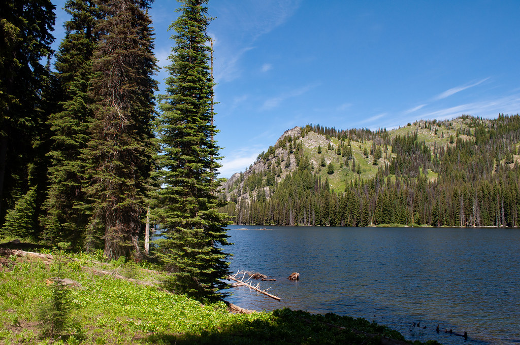 Boulder Lake Hiking near the shore stevesheriw Flickr