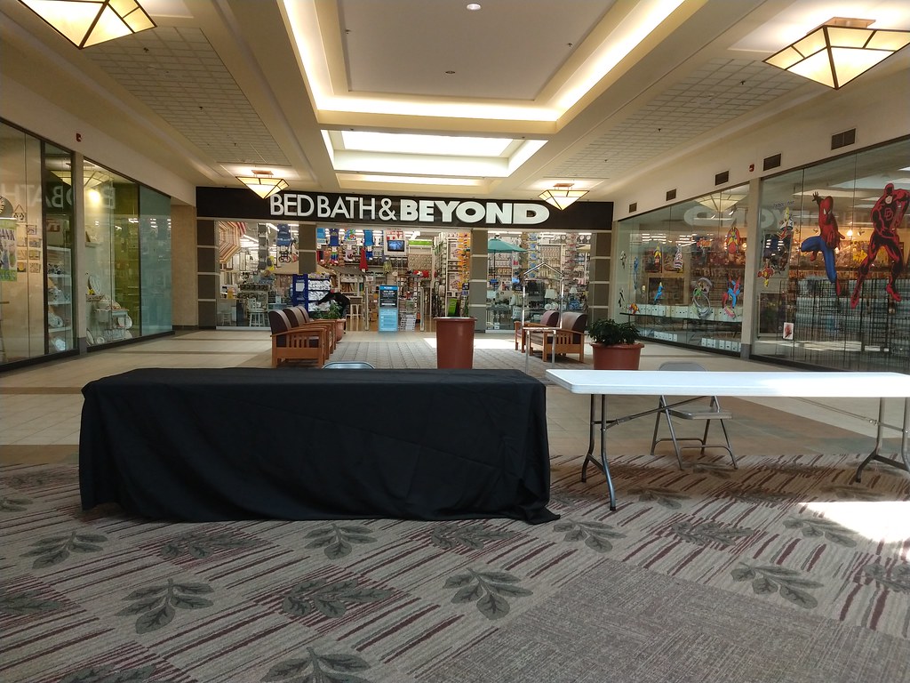 The Lakes Mall Muskegon MI gameking3 Flickr