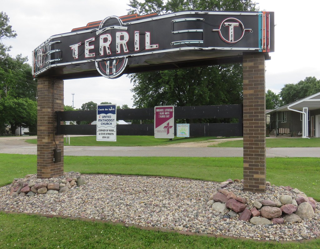 Terril Sign (Terril, Iowa) Terril, Iowa is a small… Flickr