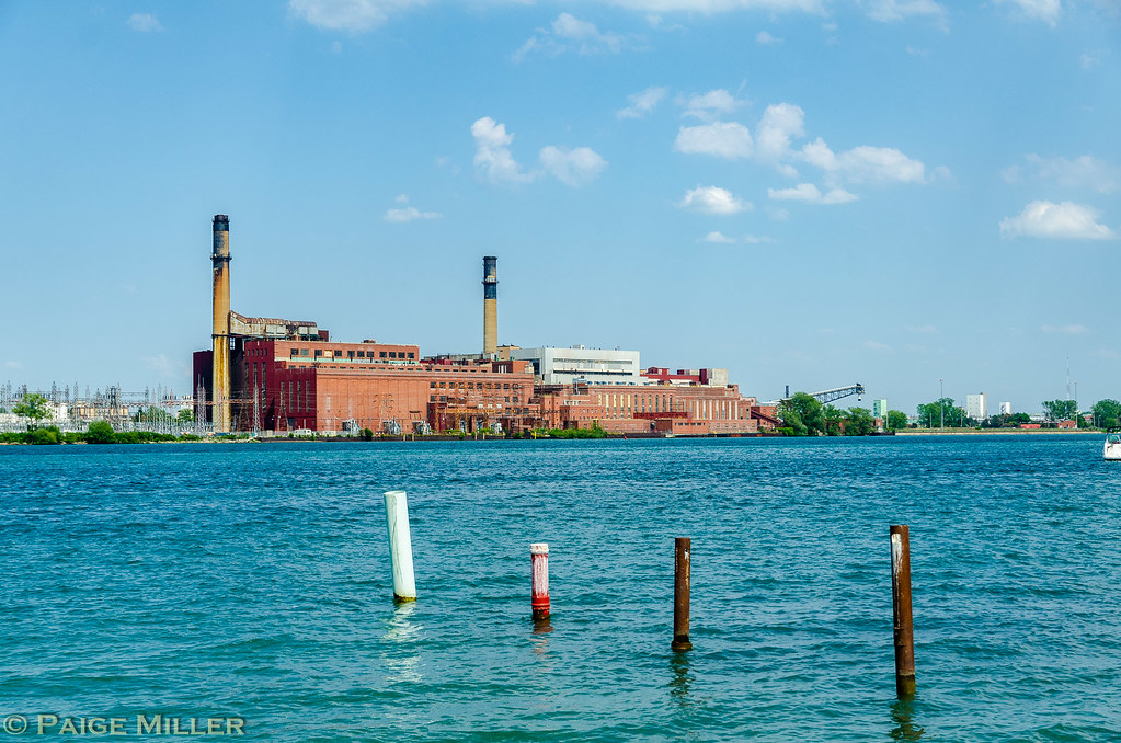 Tonawanda, NY Huntley Generating Station, as seen across t… Flickr