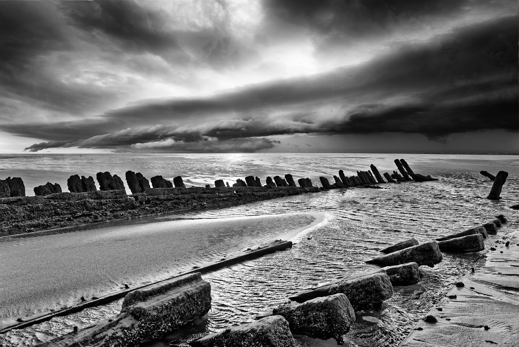 Facing West PETER DAYSON Flickr