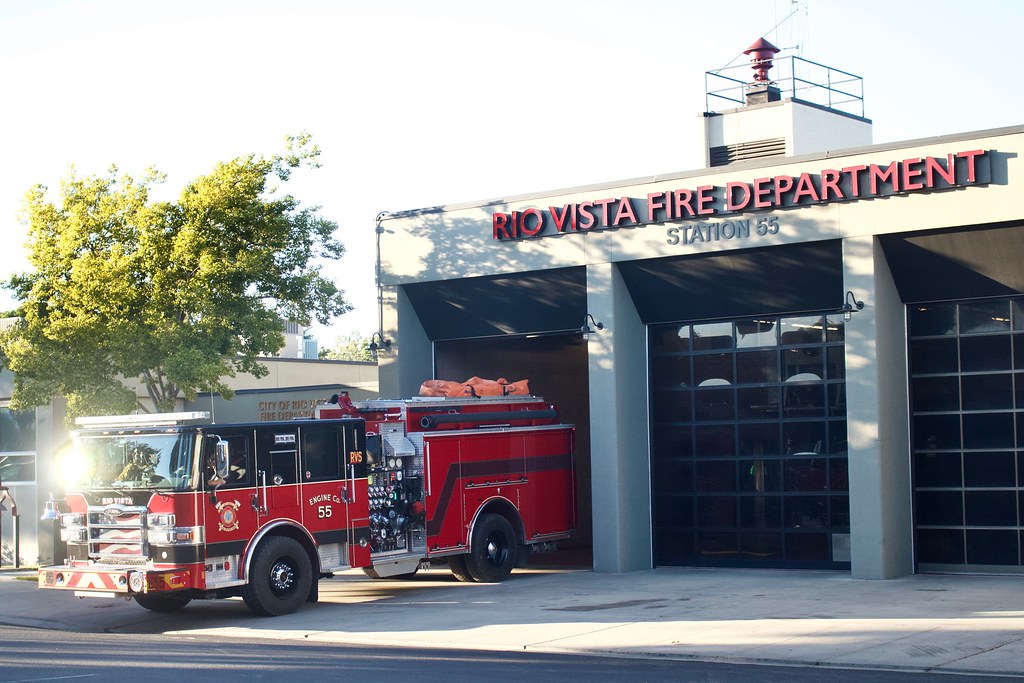 Rio Vista Fire Department Engine 55 2018/19 Pierce Velocit… Flickr