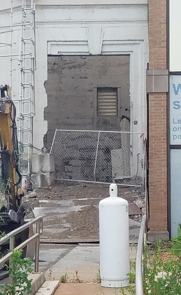 Water Tower Gary Indiana being Demolished Water Tower Gary… Flickr