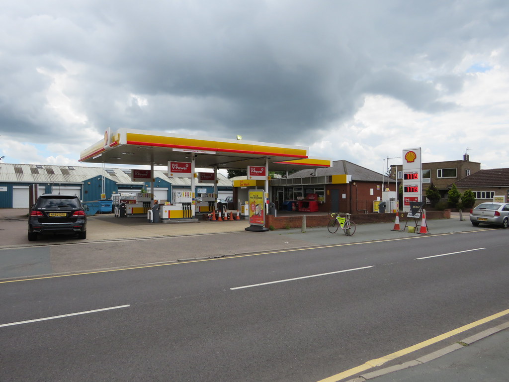 Shell London Road, Marks Tey, Essex There are three Shel… Flickr