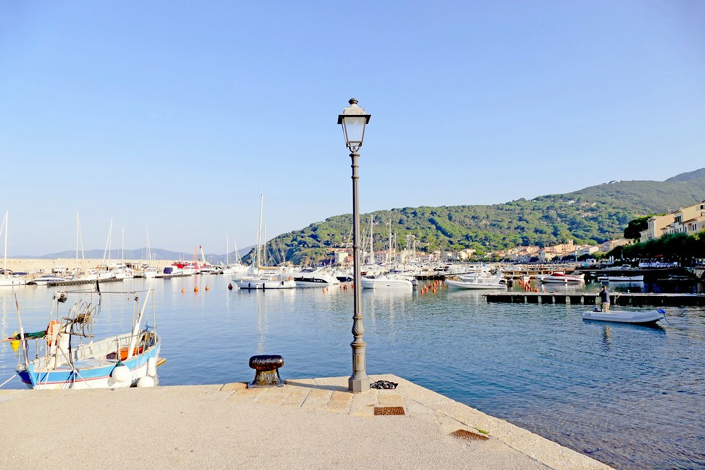 Italie, l'île d'Elbe, le Port de plaisance de Marciana Mar… Flickr