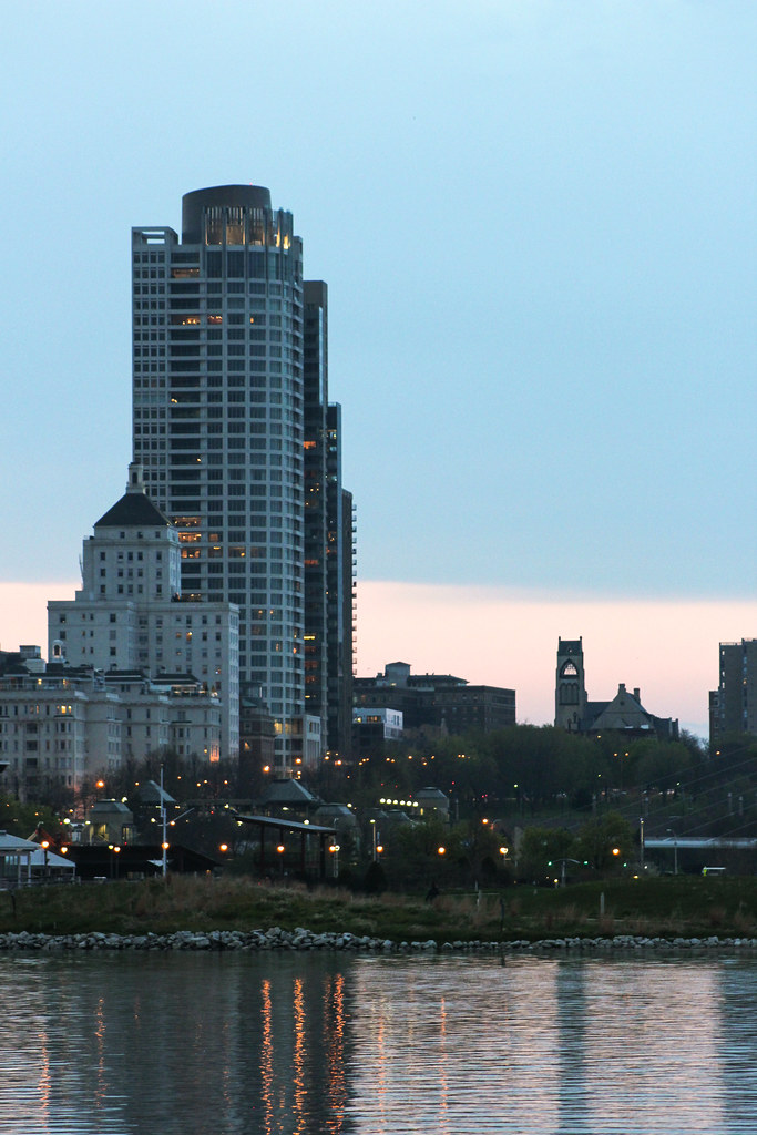 University Club Tower & Cudahy Tower Milwaukee, Wisconsin Will
