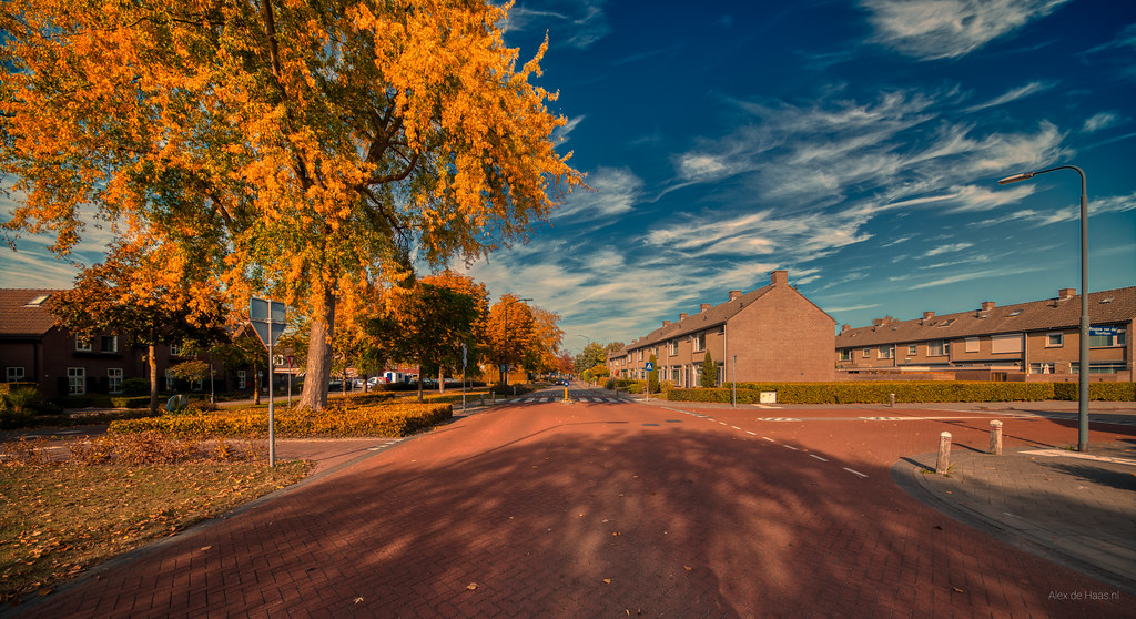 Esscheweg Meeting The Rouppe Van Der Voortlaan, Vught, | Flickr