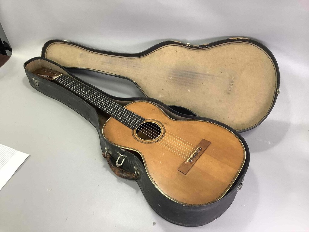 Regal Musical Instrument Co. Classical Guitar with Case Flickr