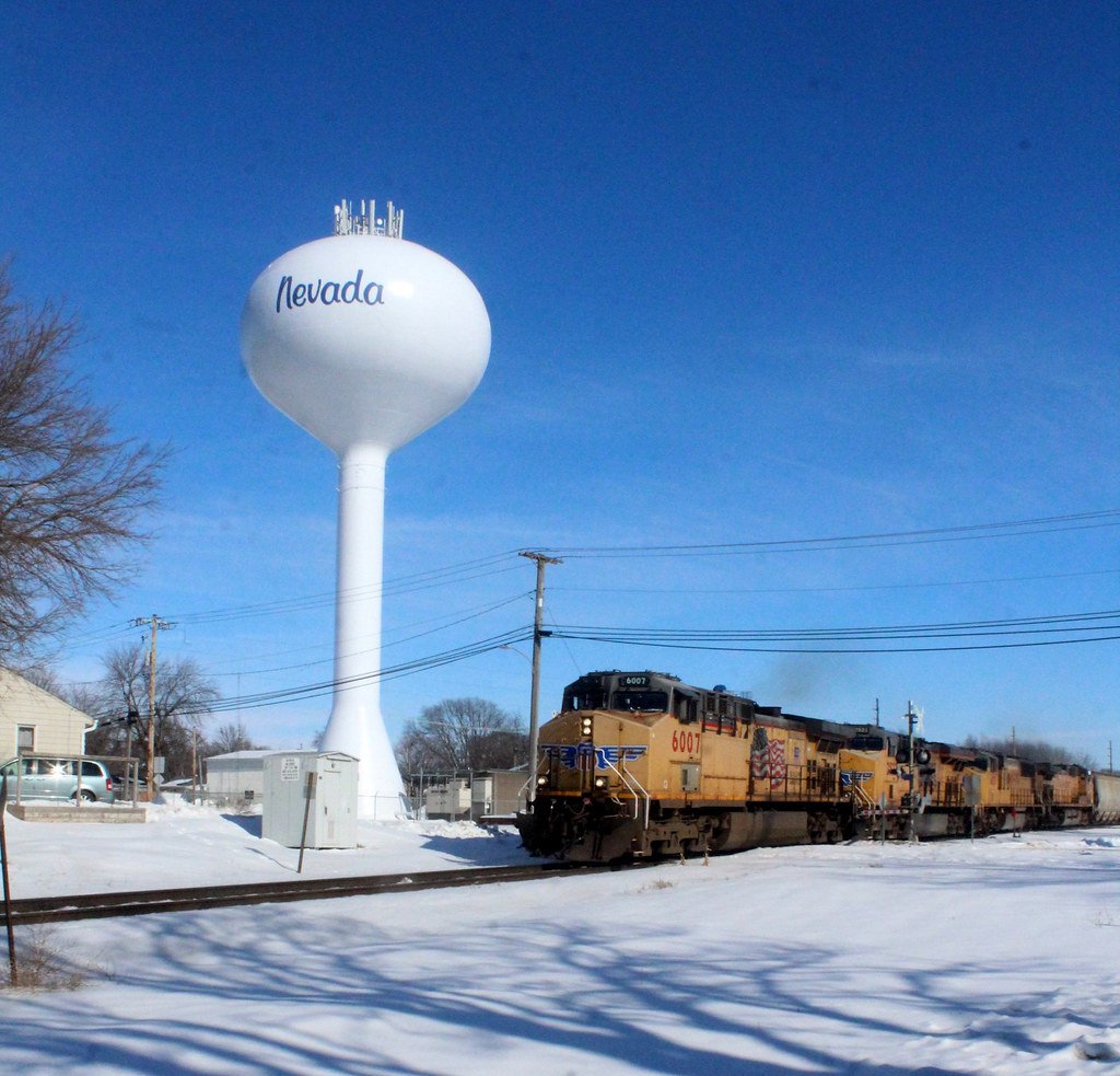 Nevada, Iowa, Water Tower, Union Pacific Railroad, Engine, 6007 a