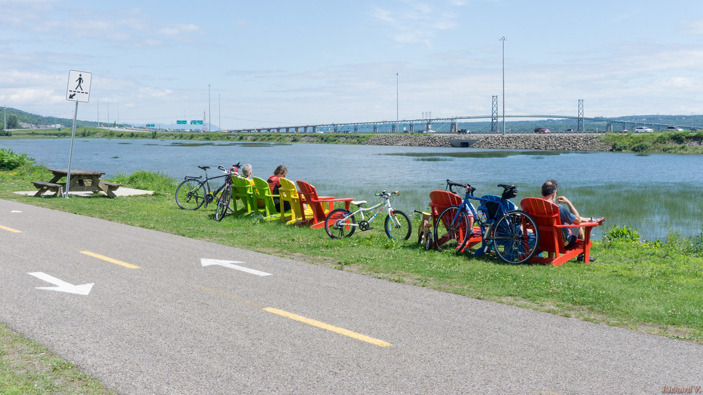 Piste cyclable du Corridor du Littoral et Pont de l'Île d'Orléans, Canada 4743 a photo on
