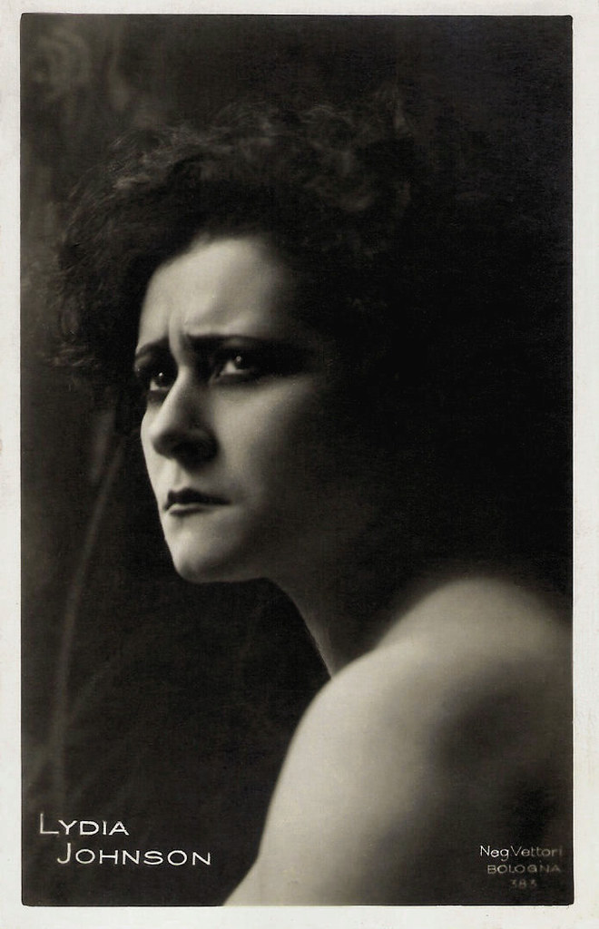 Lydia Johnson a photo on Flickriver