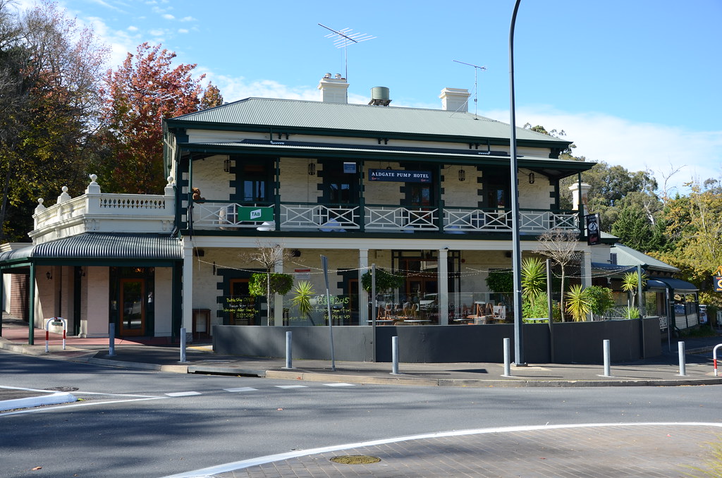 DSC_1360 Aldgate Pump Hotel, 1 Strathalbyn Road, Aldgate, … Flickr