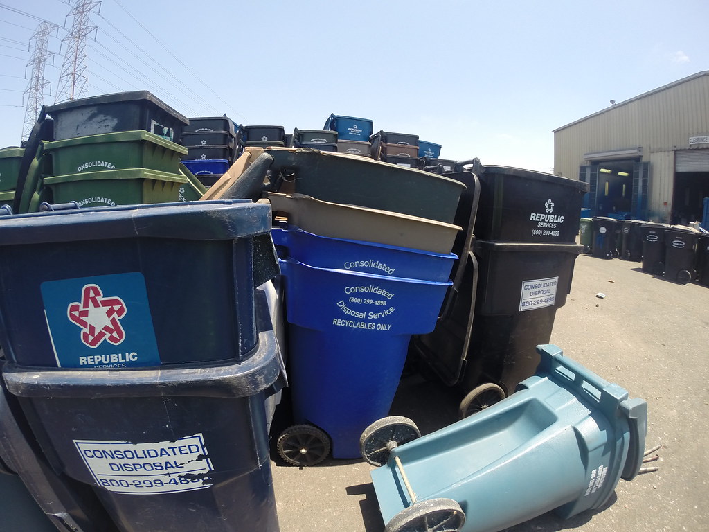 Carts at the CDS Long Beach yard thewmlover101 Flickr