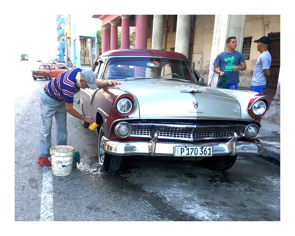 Havana Car Wash Mike Flickr