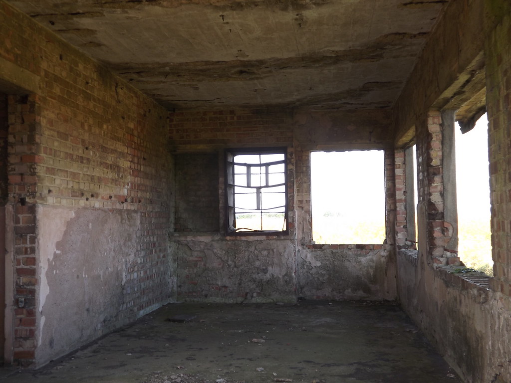 RAF Skipton on Swale RAF SKIPTON ON SWALE WW2 Control Towe… EN