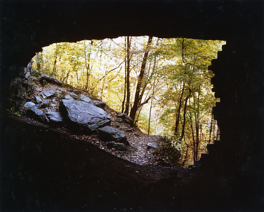 Missouri Caves Cliff Cave a photo on Flickriver