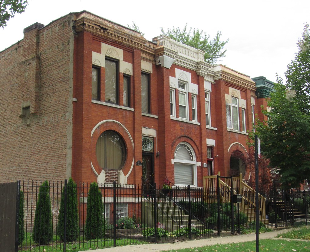 Champlain and 42nd St., Chicago Debbie Mercer Flickr