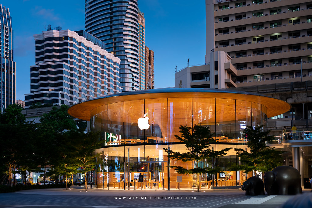 Apple Store Central World, Bangkok Srirath Somsawat Flickr