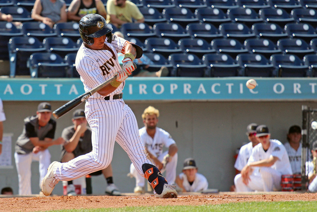 COLLEGE BASEBALL Rockford Rivets vs Fond du Lac Dock Spiders (July 26