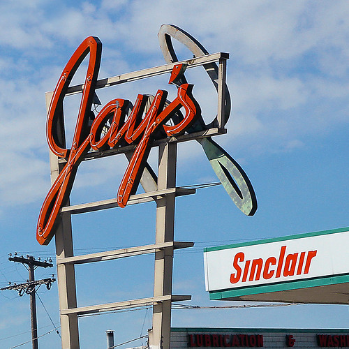 Jay's Sinclair Gas station sign in Tremonton, Utah for the… Flickr