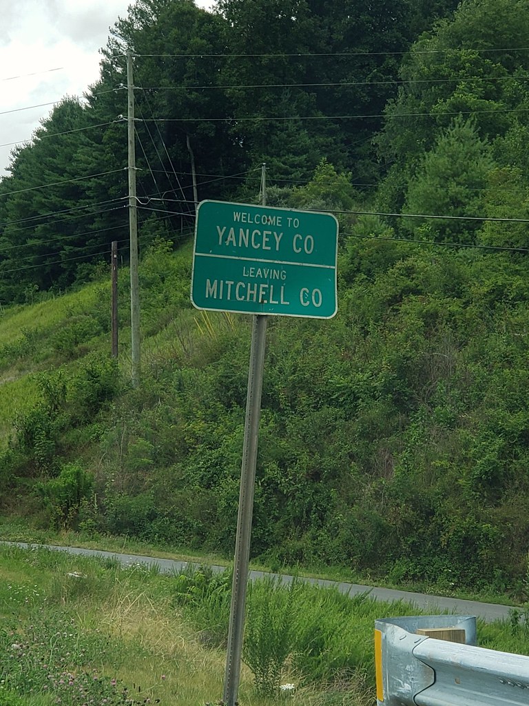Yancey Co., NC U.S. 19E MitchellYancey county line Bo Bielefeldt