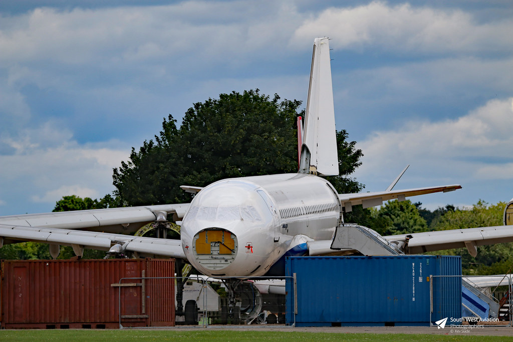 Air Salvage International, Cotswold Airport, Kemble, Glouc… Flickr