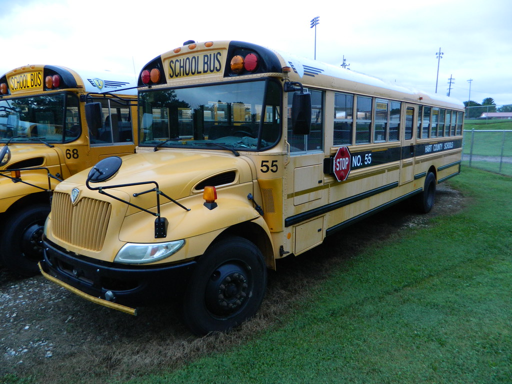 Hart County Schools 55 Bus lot Munfordville, KY. Flickr