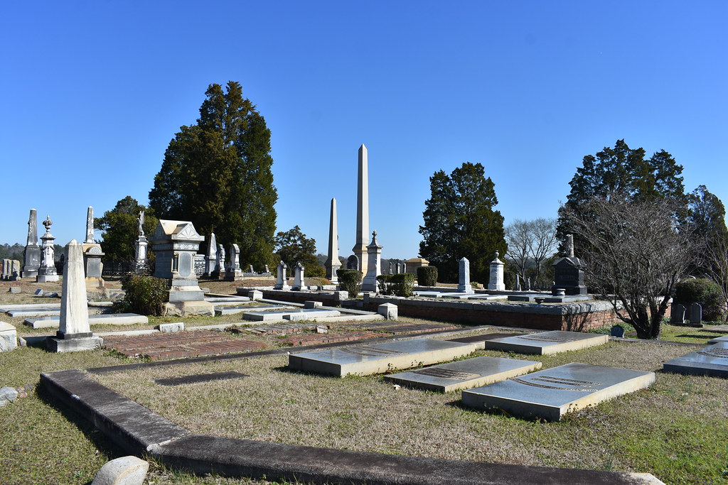 ROSE HILL CEMETERY This is the entrance Arch of Rose Hill … Flickr