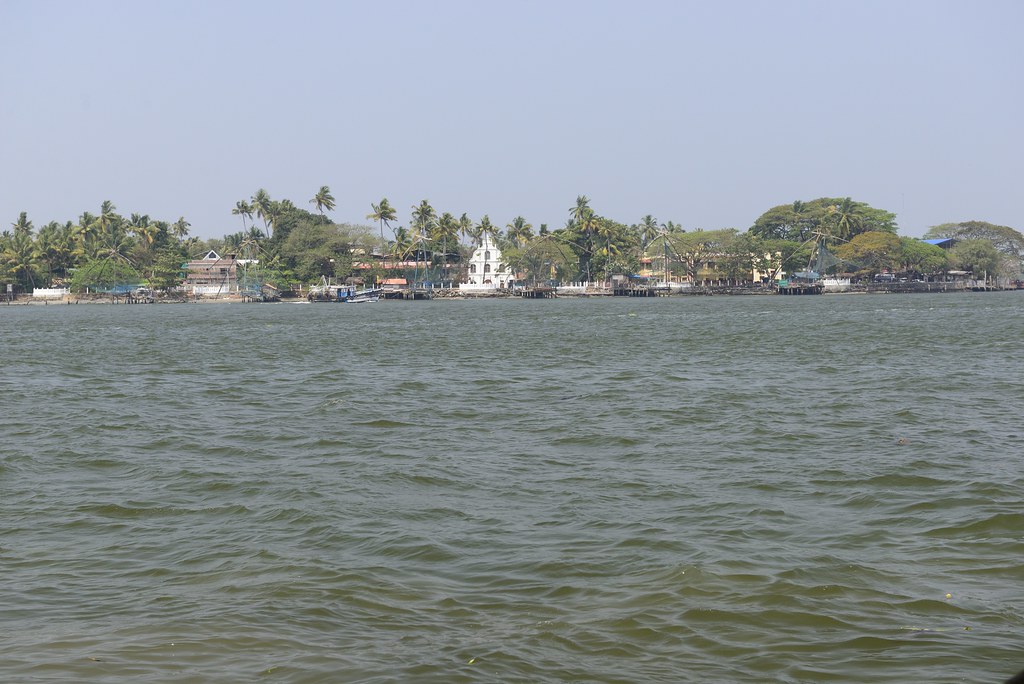 S India 2015_1431 Chinese Fishing Net on Vypin, Kochi/Erna… Flickr