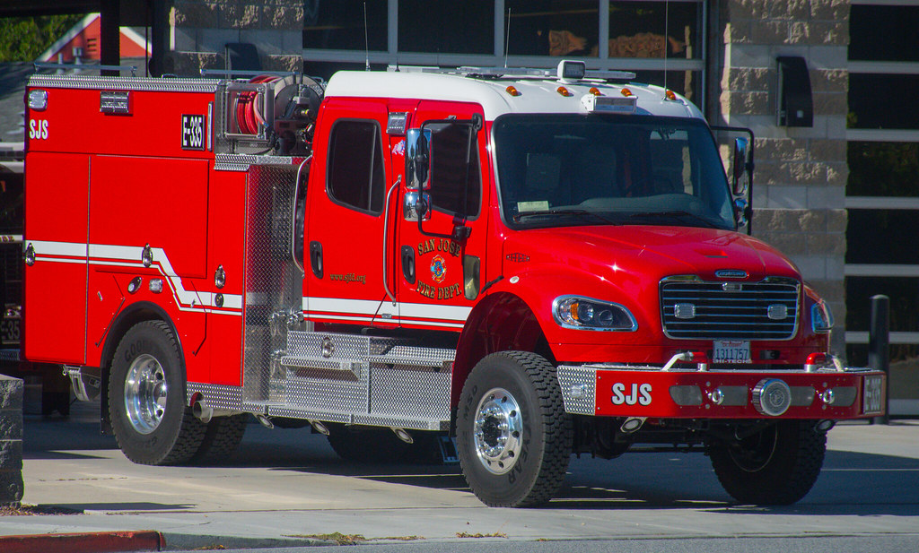 Flickriver: Most interesting photos from Hi-Tech Fire Apparatus pool