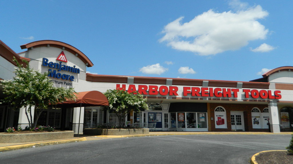 Westwood Shopping Center stores a photo on Flickriver