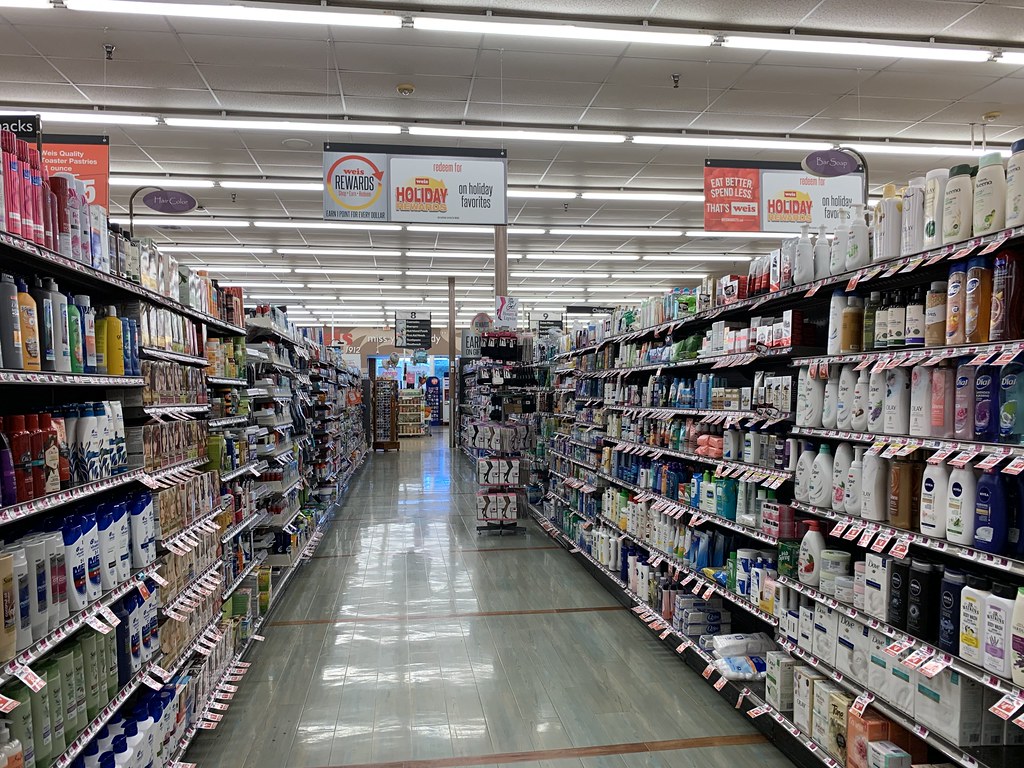 Weis Markets interior Weis Markets 304 (36,846 square fee… Flickr