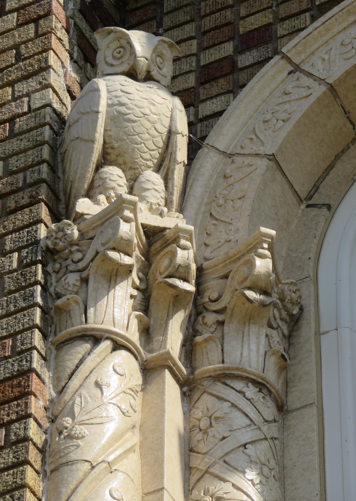 Escanaba Junior High School (Escanaba, Michigan) Built in … Flickr