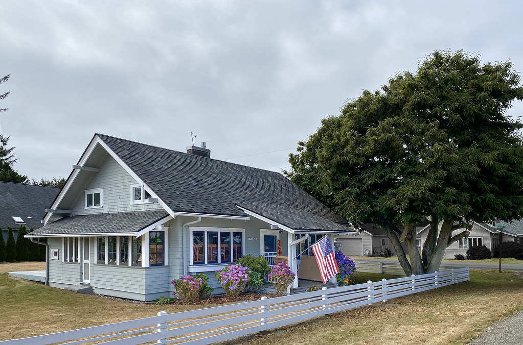 The Zell House, Ocean Park, Wa. 3 Bed 1 full, 1 3/4 Bath 1… Flickr