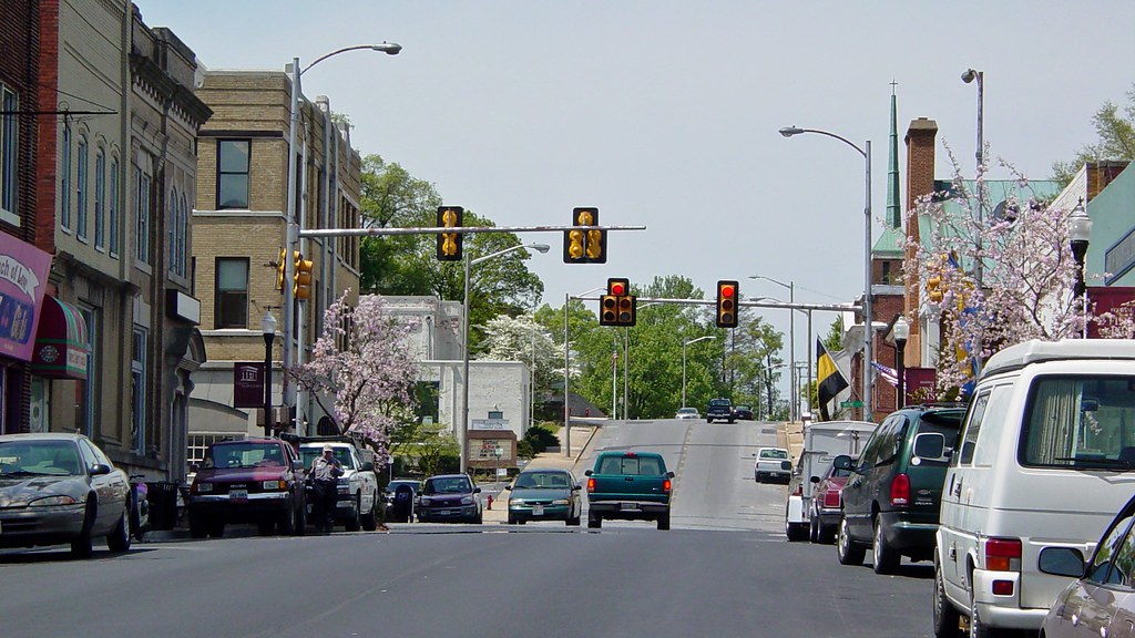 Downtown Waynesboro, facing west [01] West Main Street in … Flickr