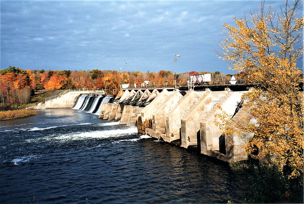 Chalk Hill Dam in Holmes Township, Michigan Chalk Hill Dam… Flickr