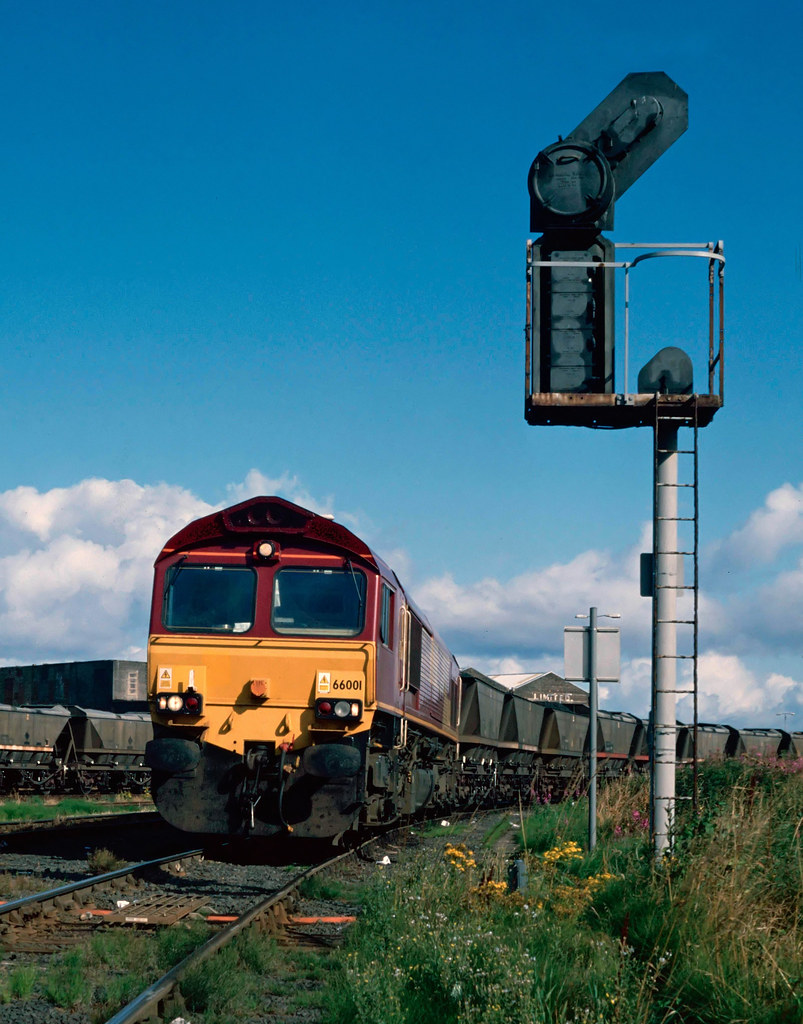 66 001 in Falkland Yard, Ayr. 2003. First of the many.....… Flickr