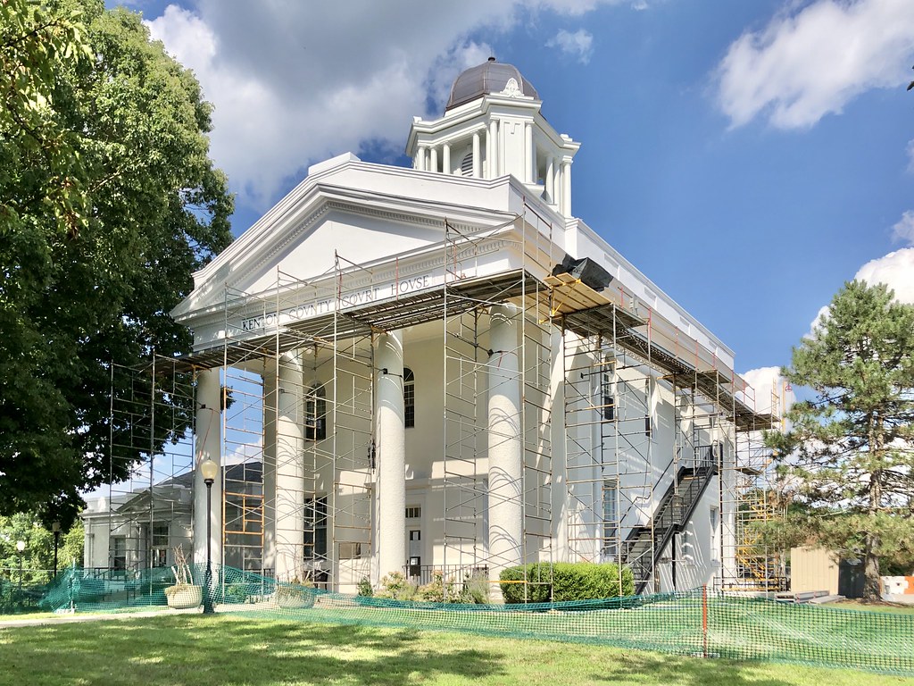 Kenton County Courthouse, Independence, KY Warren LeMay Flickr