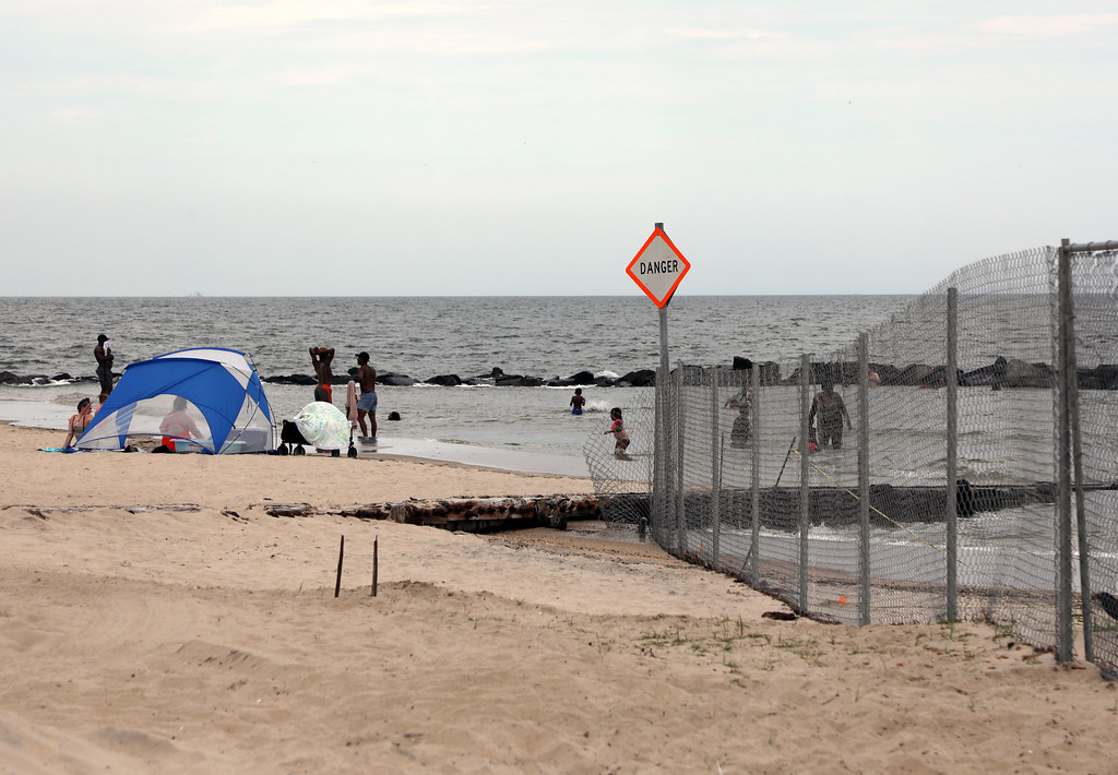 Buckroe Beach Scene from Buckroe Beach in Hampton, Virgini… Flickr