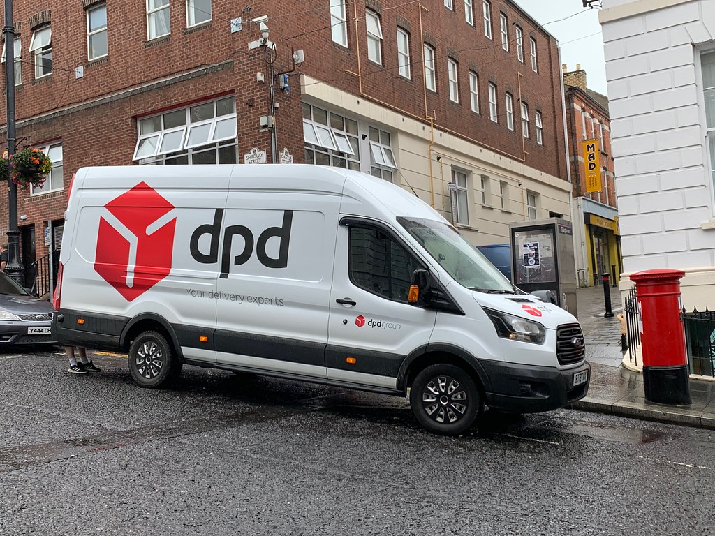 DPD Delivery Van Derry / Doire firehouse.ie Flickr