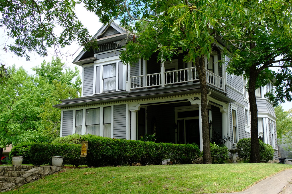 Houses in Corsicana, TX 02 07.26.20 Gene Ellison Flickr