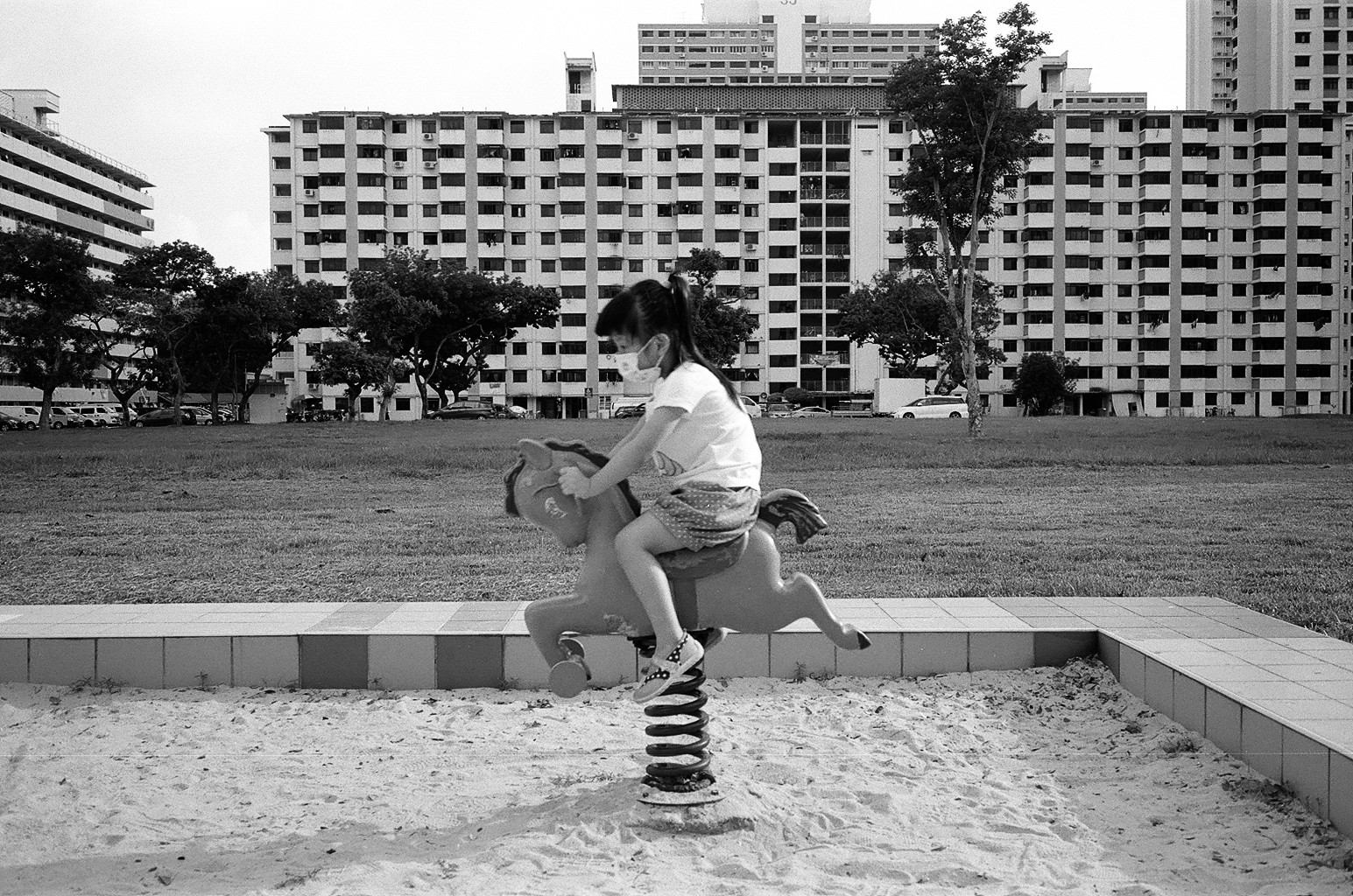 Journeying Bras Basah Complex with the Fujifilm Acros simulation