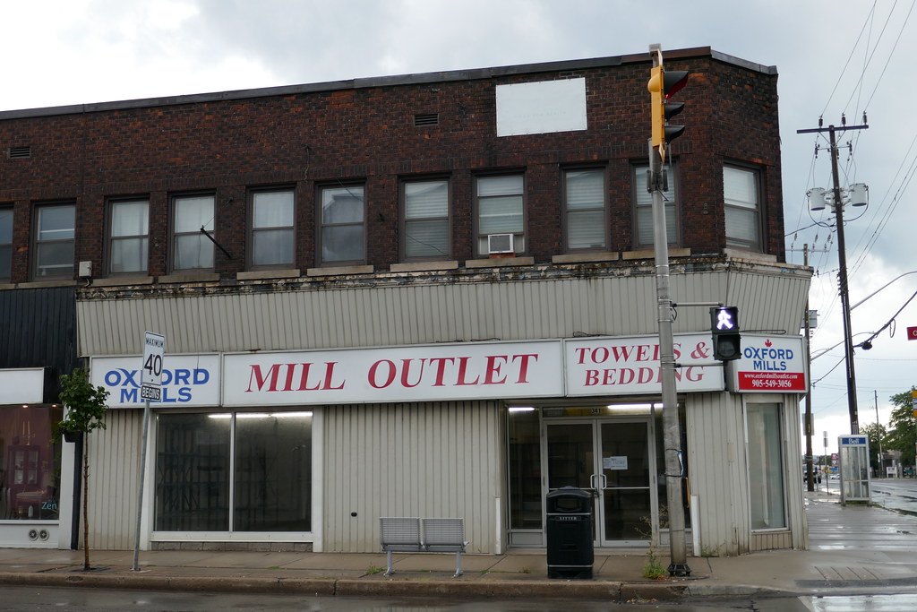 Oxford Mill Outlet closed Ottawa at Barton Joe Flickr