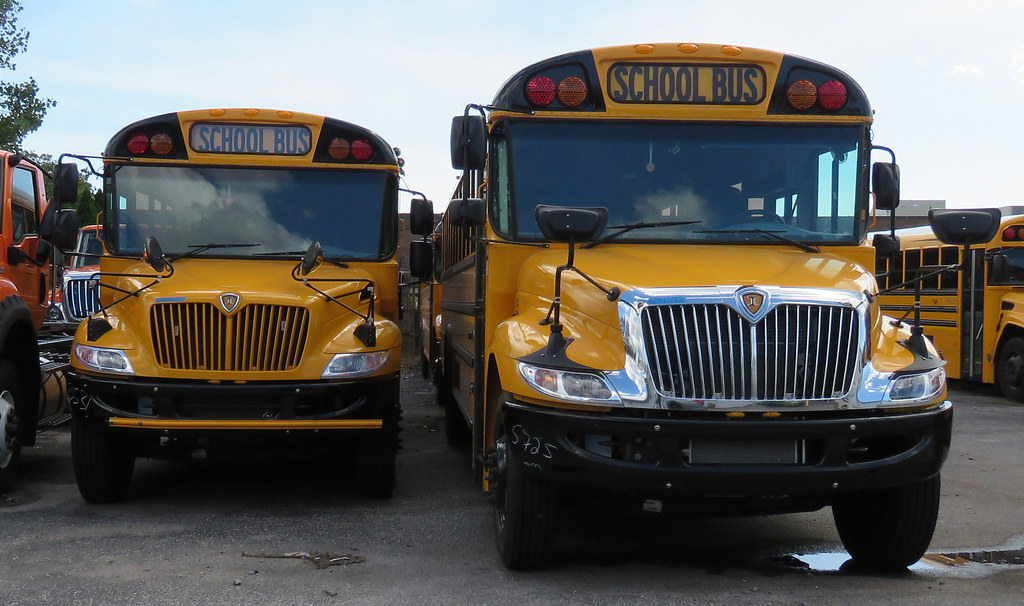 Truck King International 2021 IC CEs 'Stock' 66passenger … Flickr