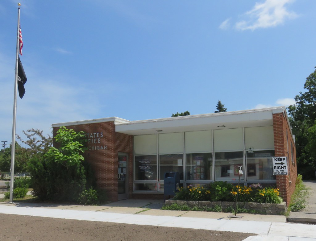 Post Office 49616 (Benzonia, Michigan) Benzonia is a small… Flickr