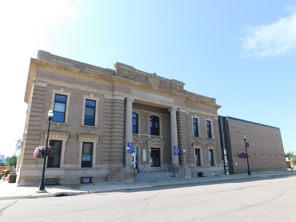 McLeod County Courthouse Glencoe, Minnesota This is the 19… Flickr