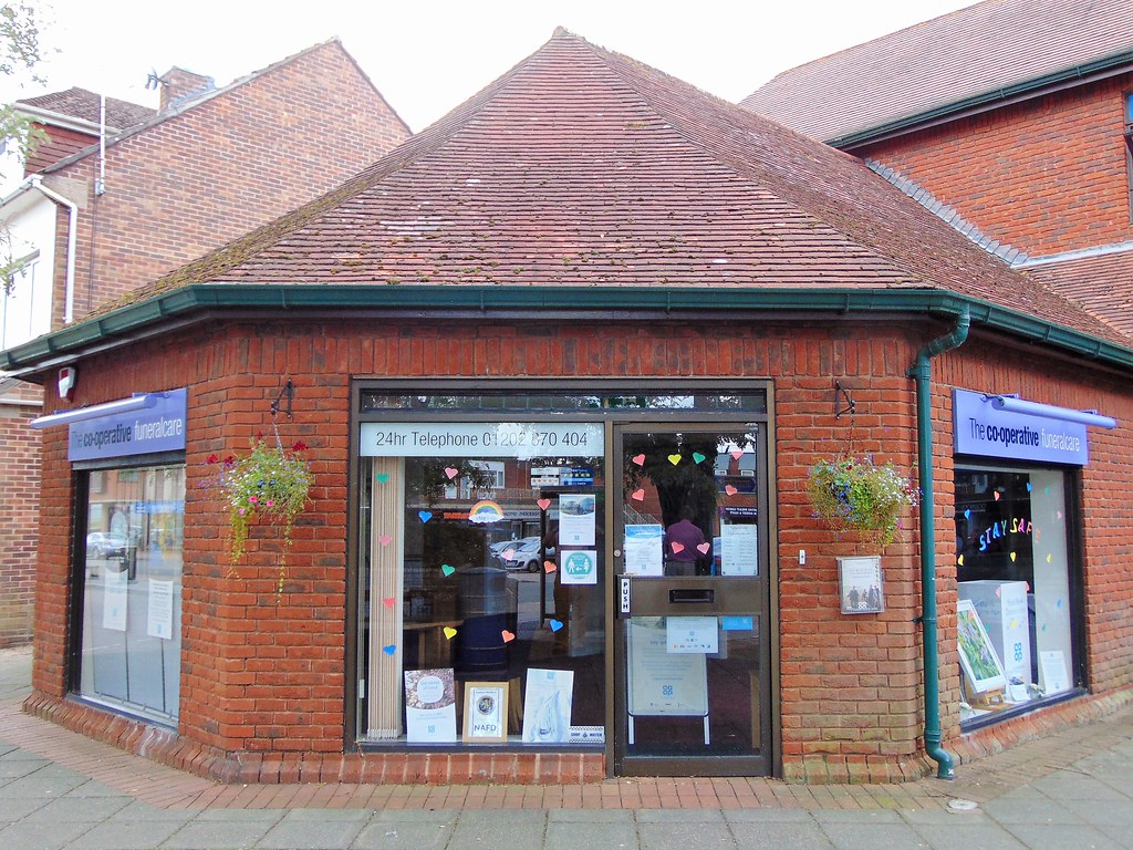 FERNDOWN [2] (1 Pennys Walk, Ferndown, Dorset BH22 9TH) {N… Flickr