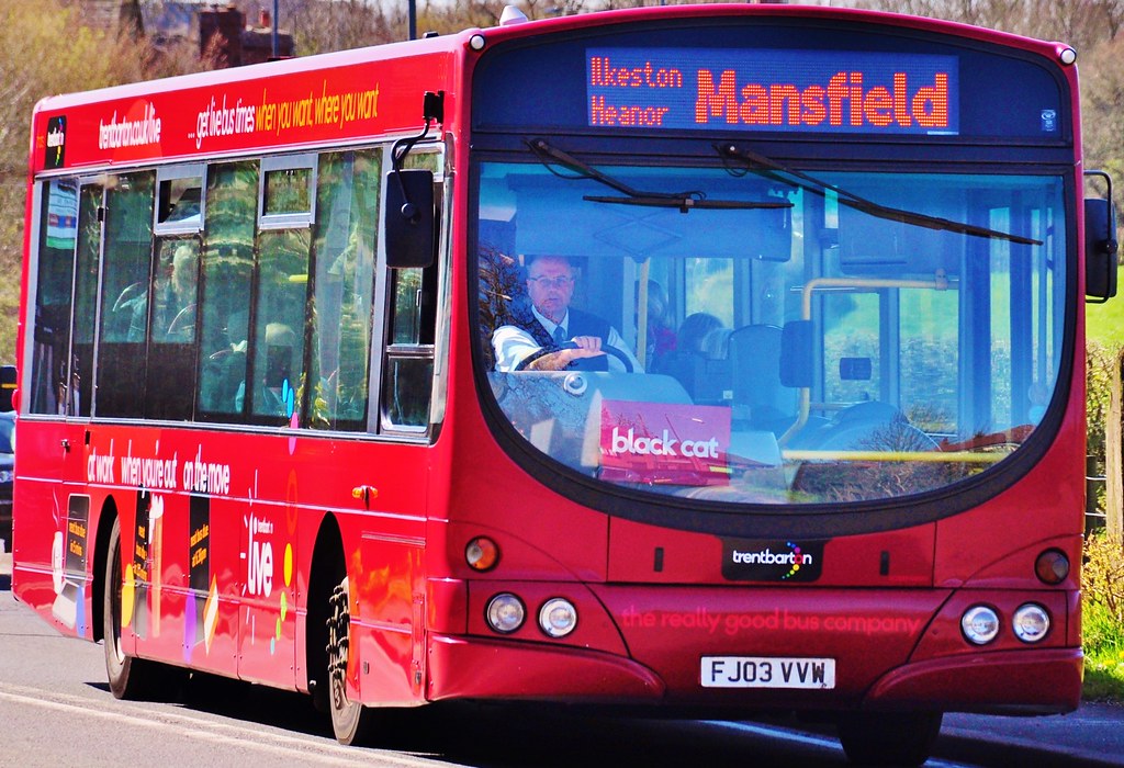 Black Cat is Red! Trent Barton Black Cat bus service Ilkes… Flickr