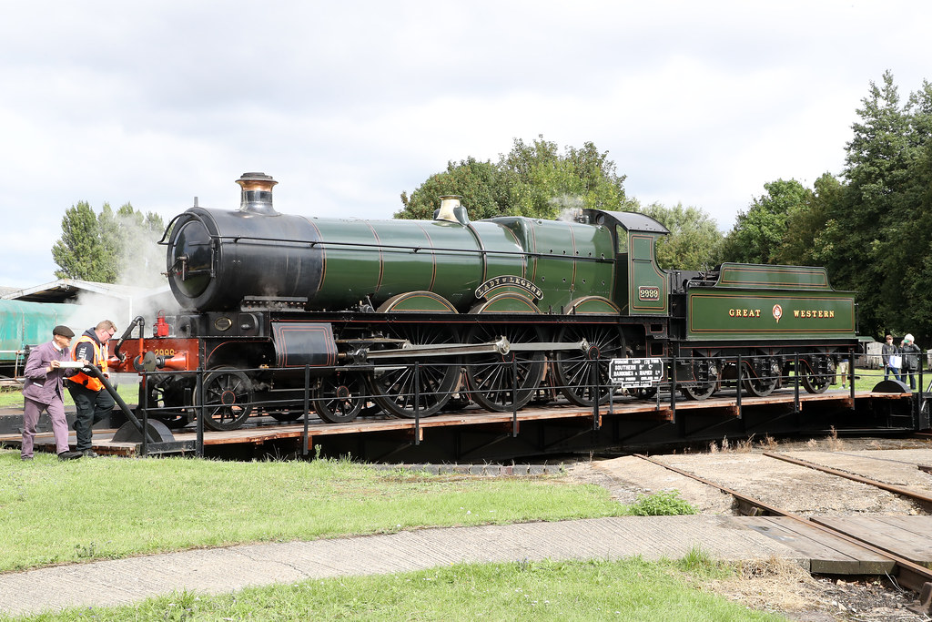 2999 'Lady of Legend' No. 2999 ‘Lady of Legend’ is a Briti… Flickr