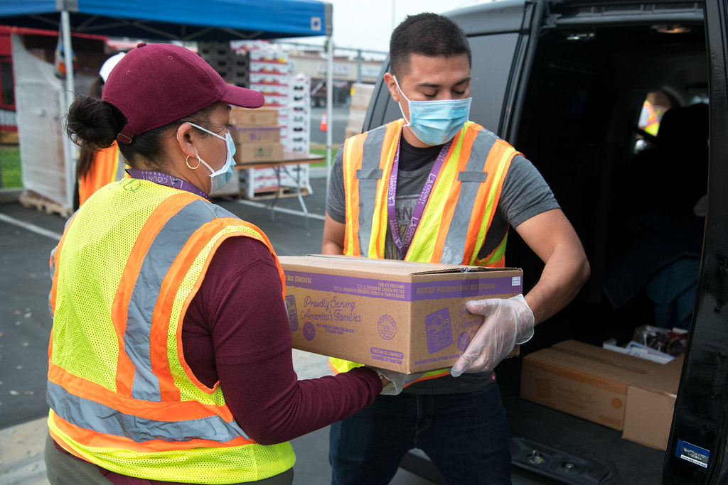 Food DistributionBellflower LA County Library employees B… Flickr